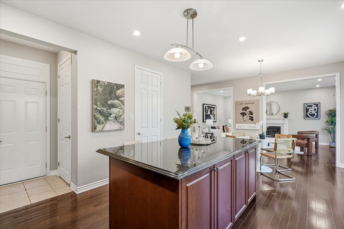 2383 Calloway Dr, Oakville