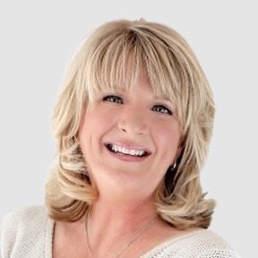 Kim Gencarelli Farmington, CT Real Estate Agent Headshot