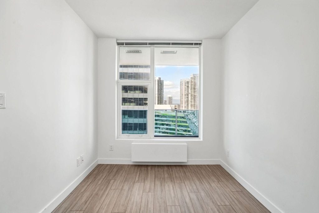 13615 Fraser Hwy, #1608