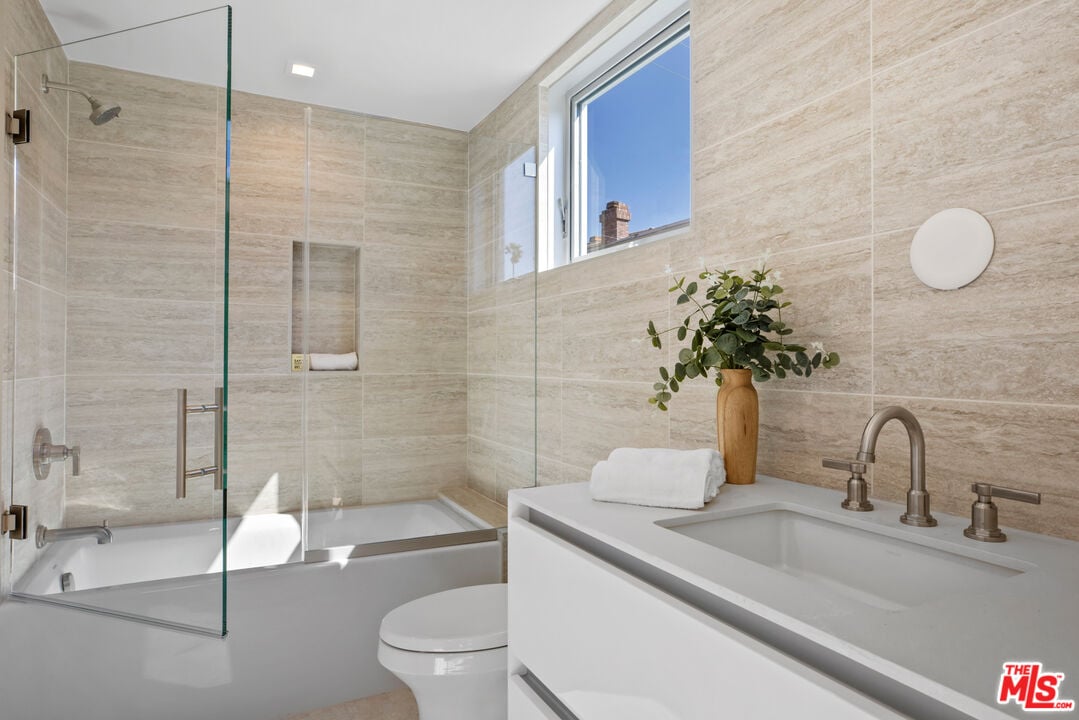 401 Ocean Ave #3