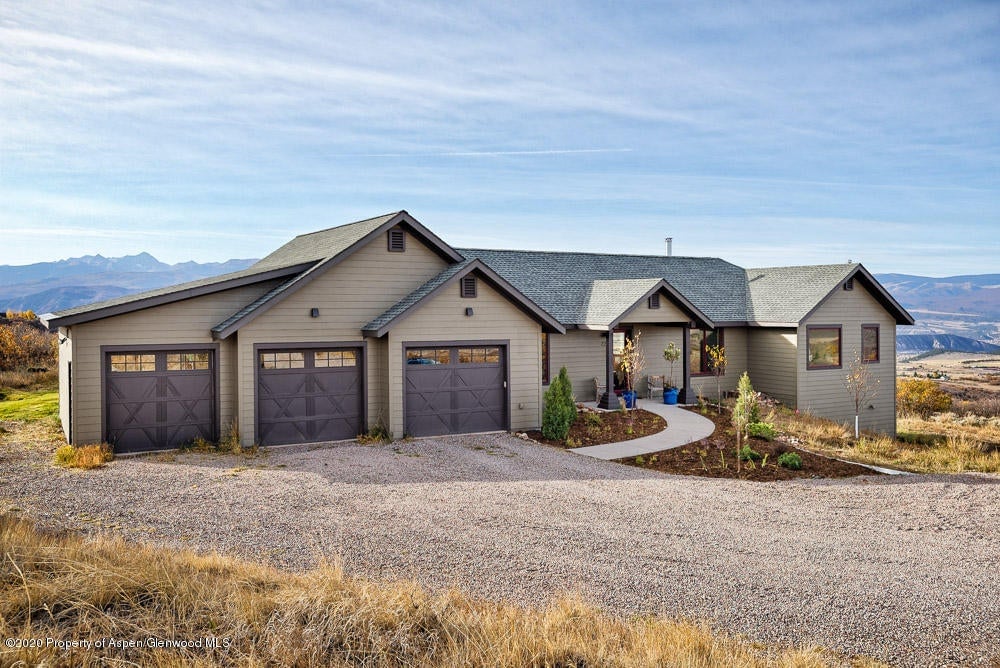 725 Spring Park Ridge Rd