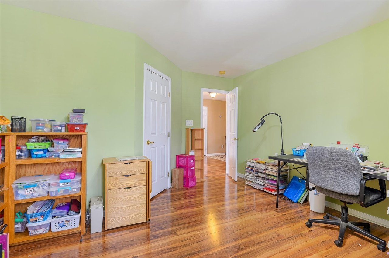 4090 Holly Villa Cir