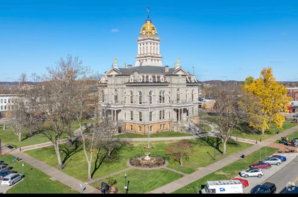 Newark + Surrounding