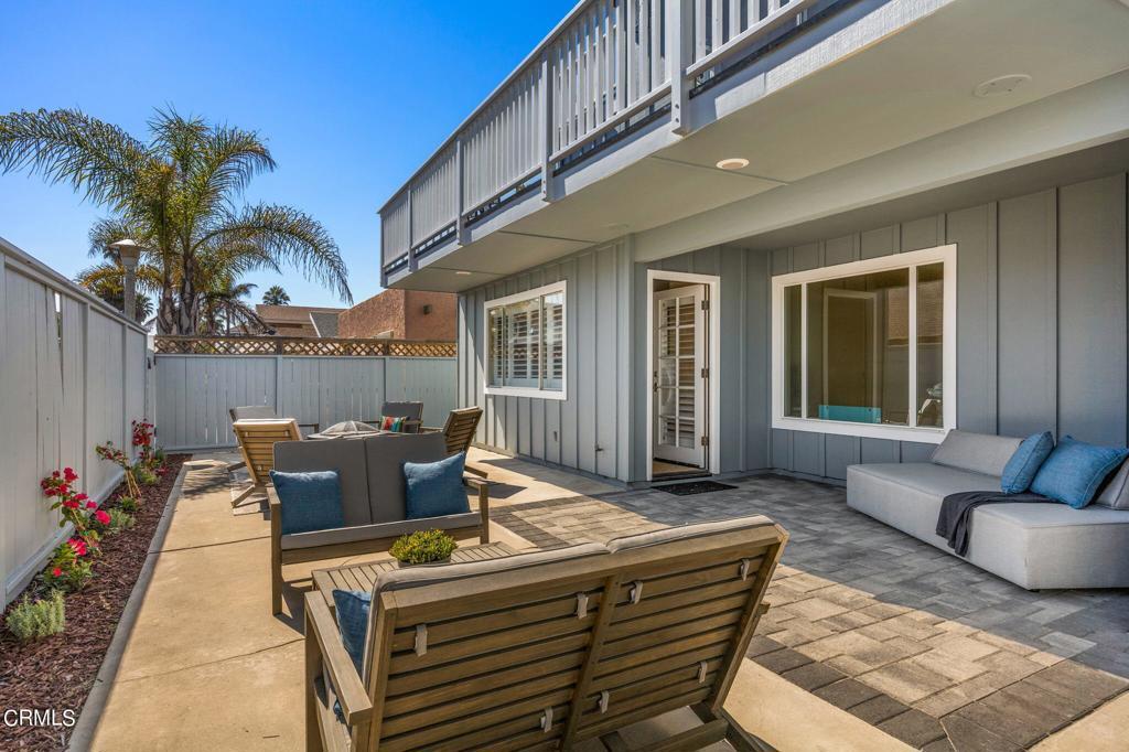 5118 Sealane Way