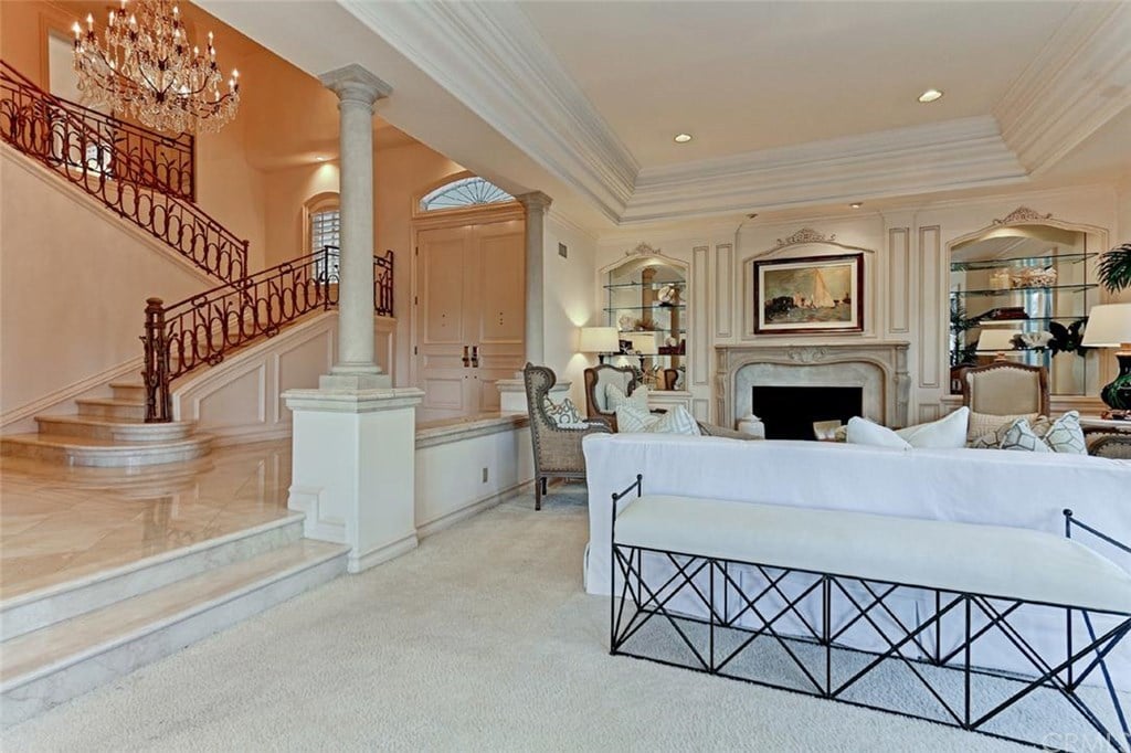 30 Canyon Fairway Dr, Newport Beach, CA 92660