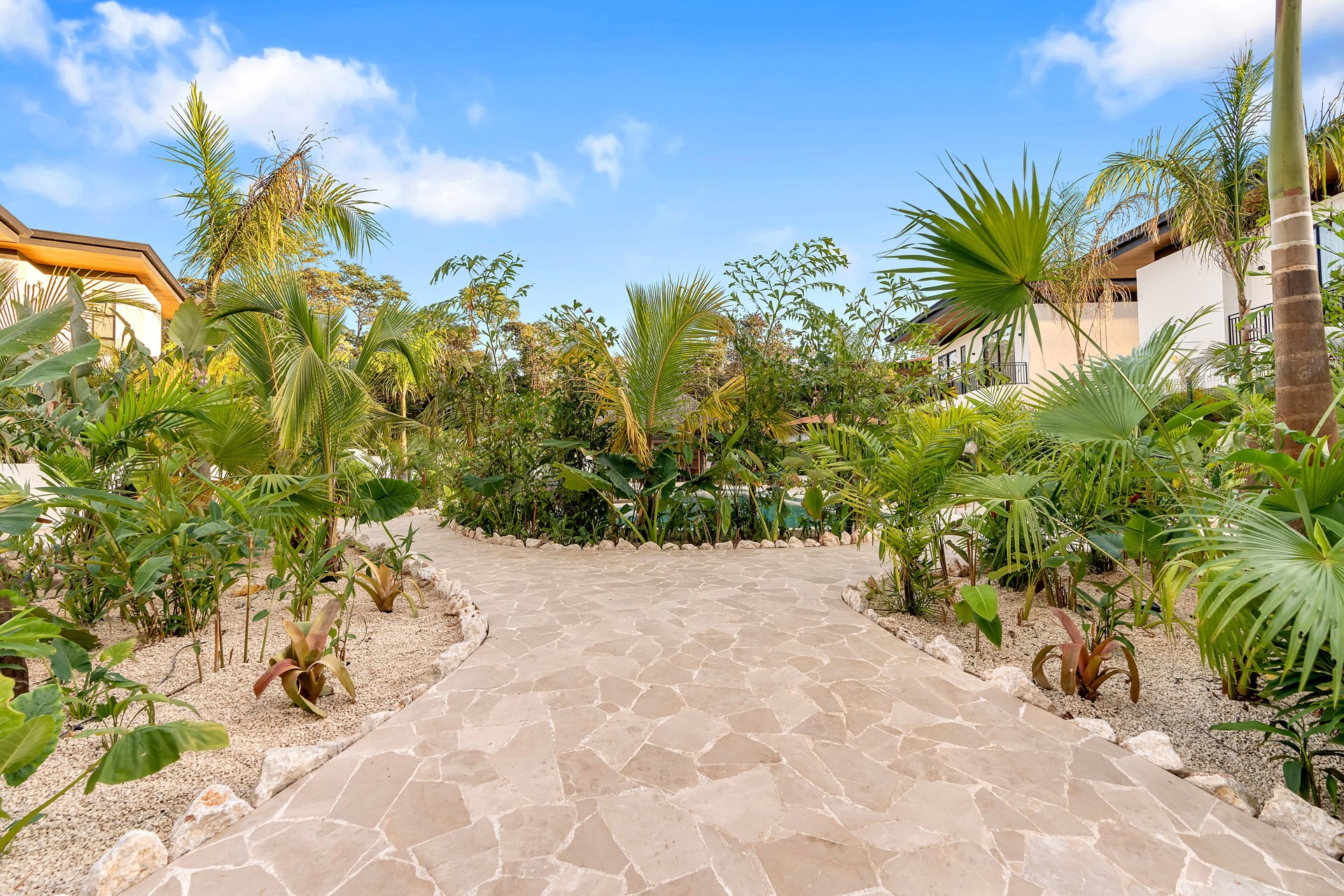 Villa Tropical Dawn | 4-Bedroom Modern Oasis in Bosques de Pinilla with Forest Views & Resort-Style Amenities