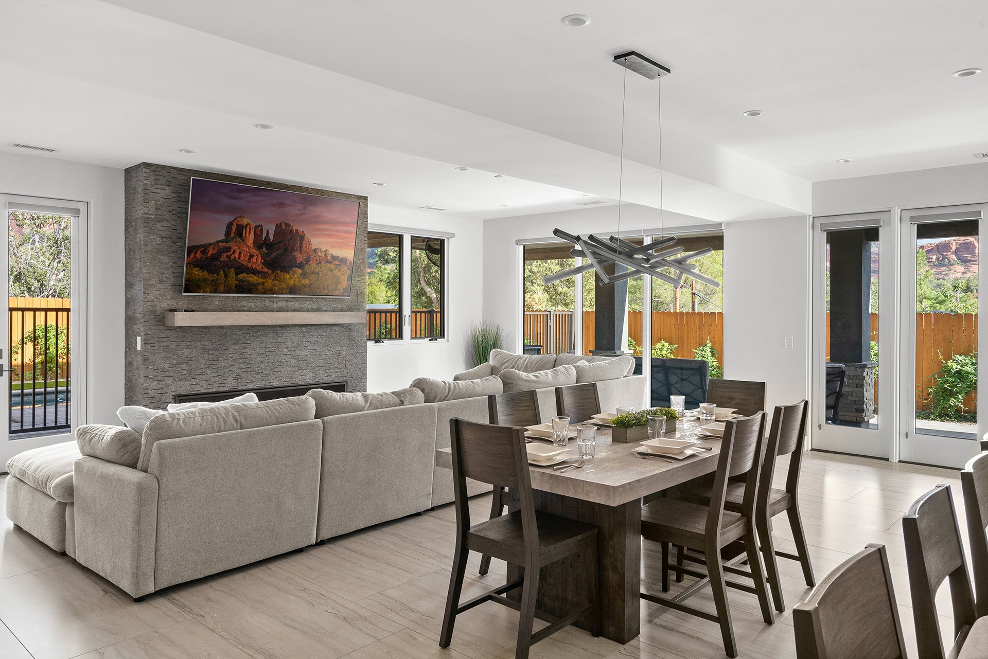 40 Roadrunner Lane