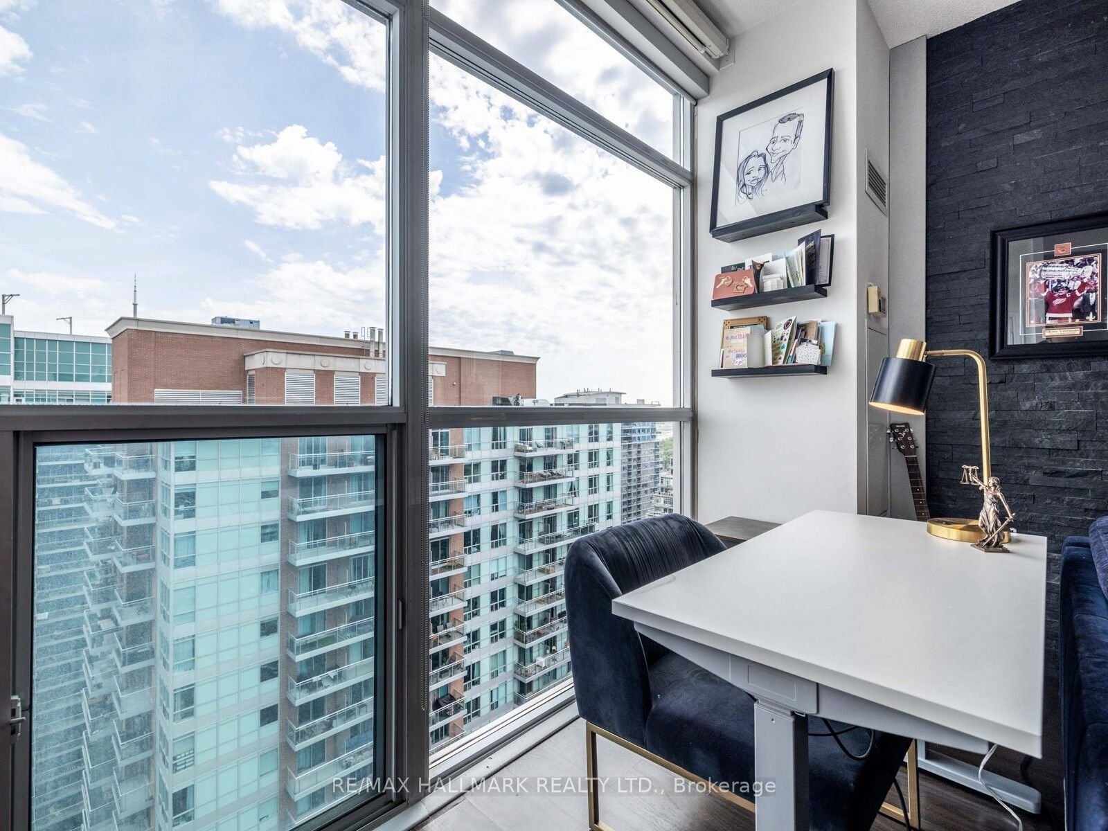 VIBE CONDOS