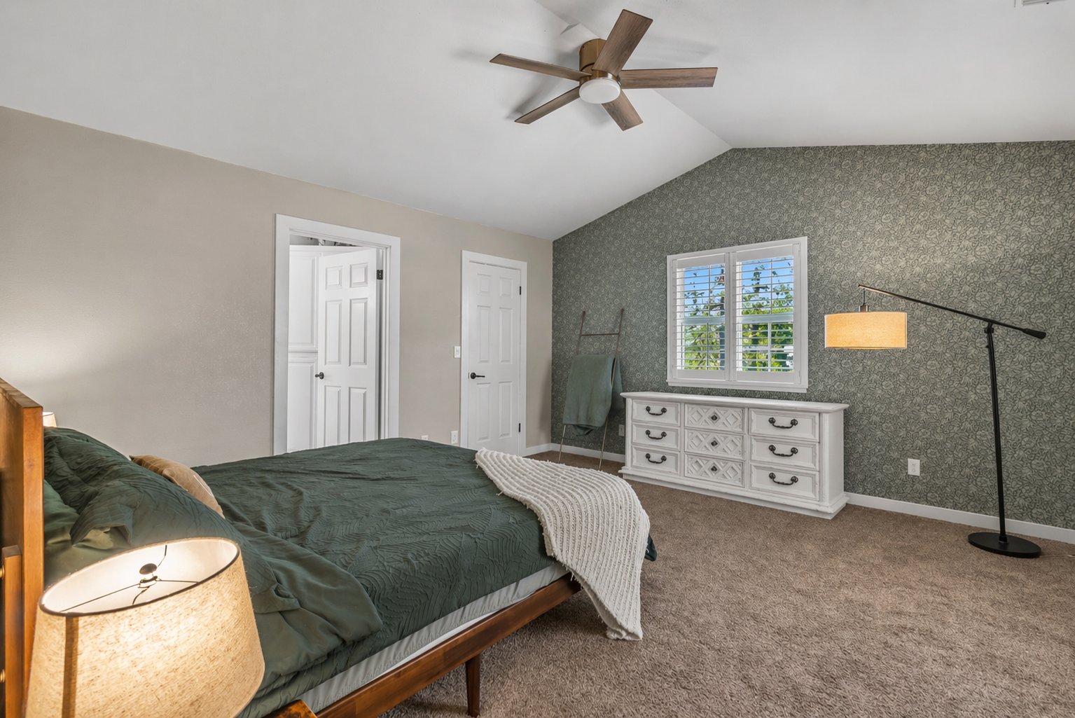 12071 Alta Sierra Dr