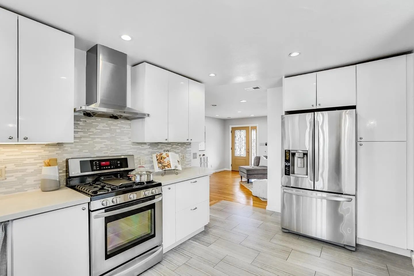 1350 Saint Francis St