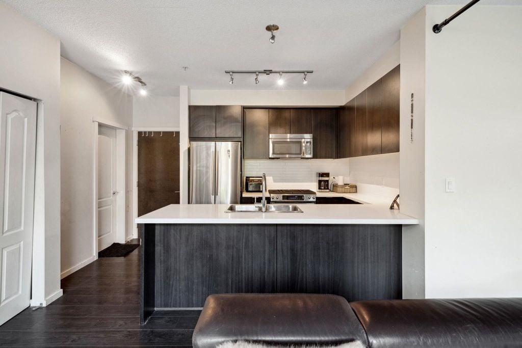 1135 Windsor Mews, #111
