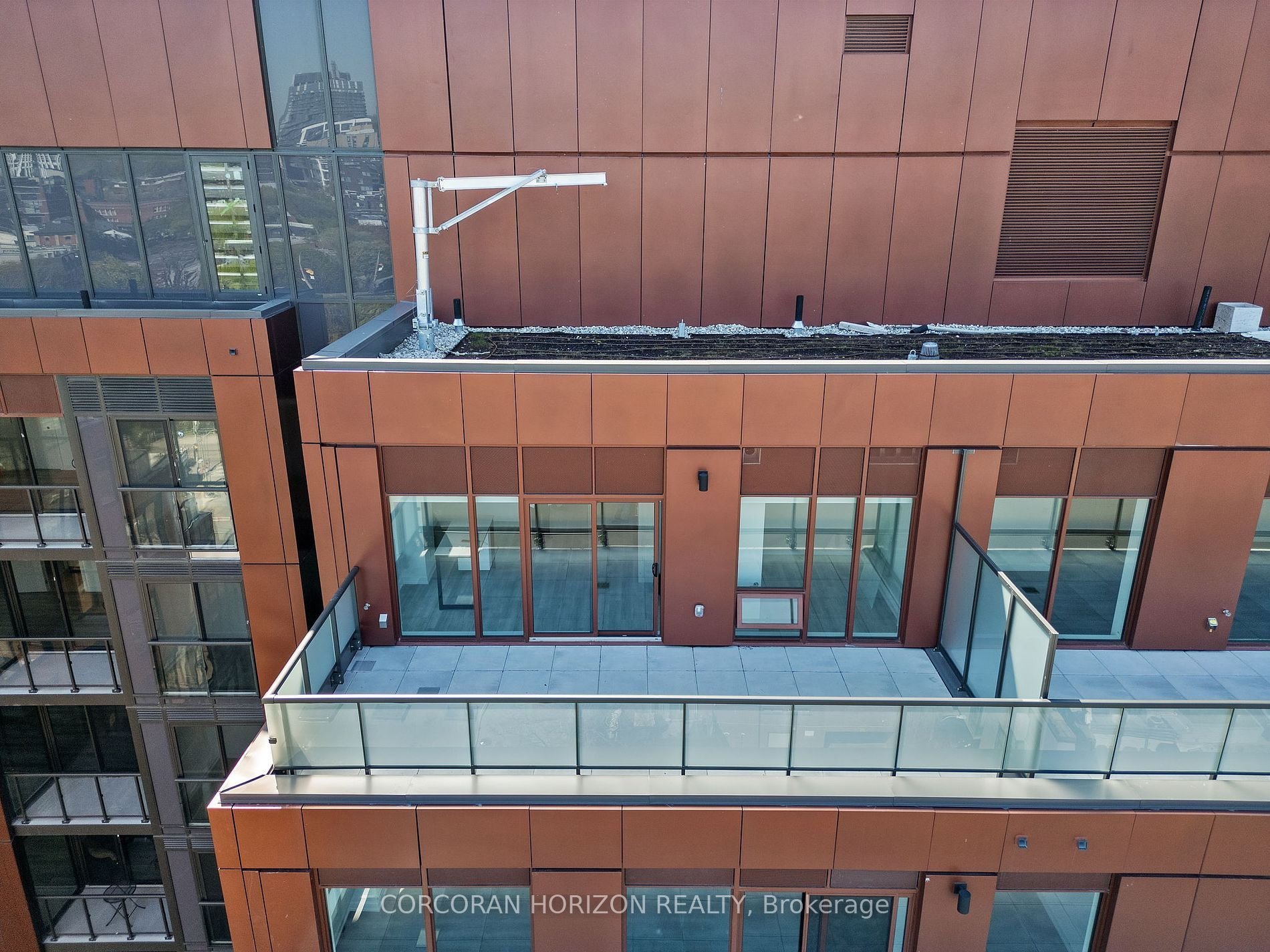 NEW LUXURY PENTHOUSE