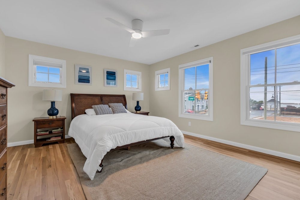 #1019 Great Location just off of East Avenue