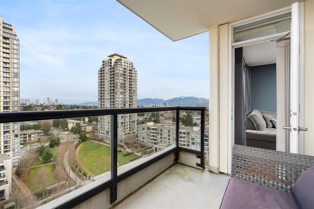 7063 Hall Ave, #1508