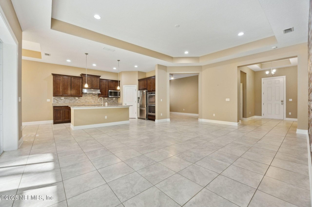 1479 Shadow Creek Dr