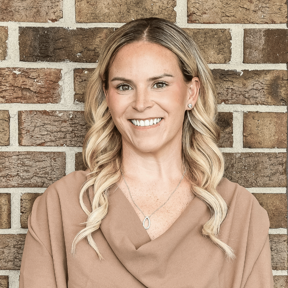 Teddi Wildeman Indianapolis, IN Real Estate Agent Headshot