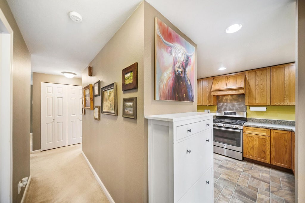9205 Morning Side Drive NW
