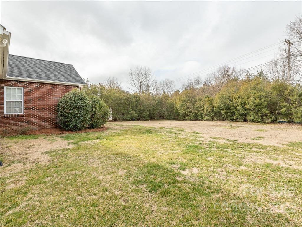 2704 Occaneechi Ct