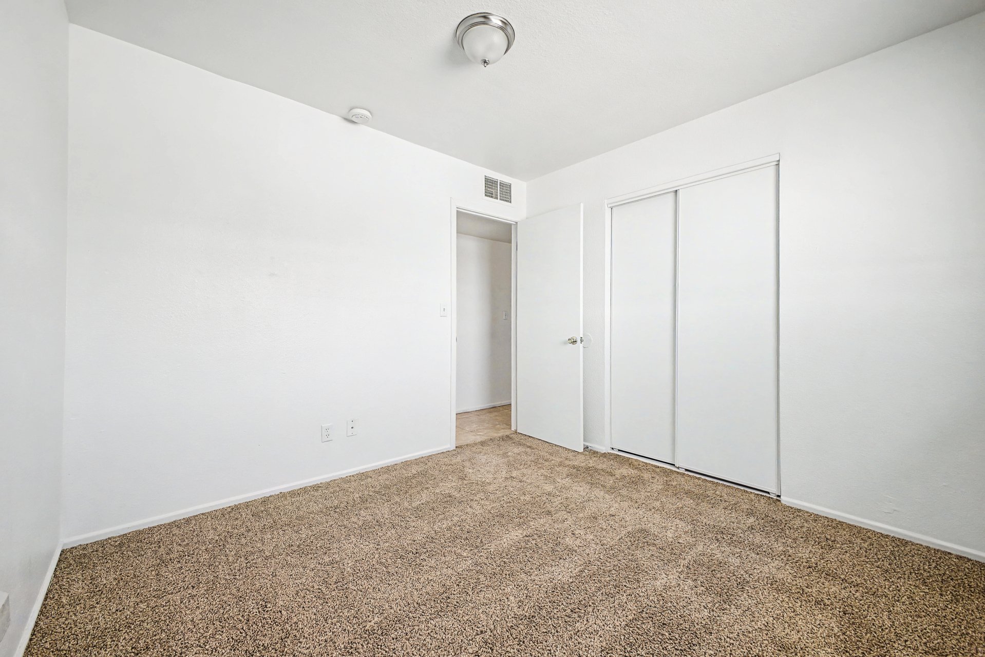 1319 Tulip Place