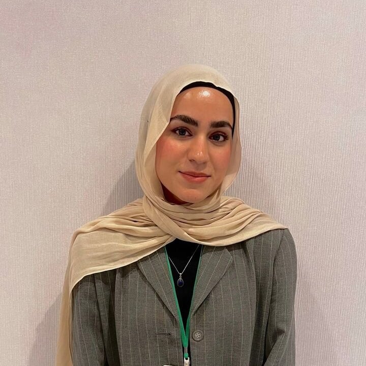 Shaheda Tawakalyar Fredericksburg, VA Real Estate Agent Headshot