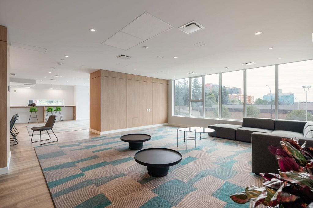 13615 Fraser Hwy, #2307
