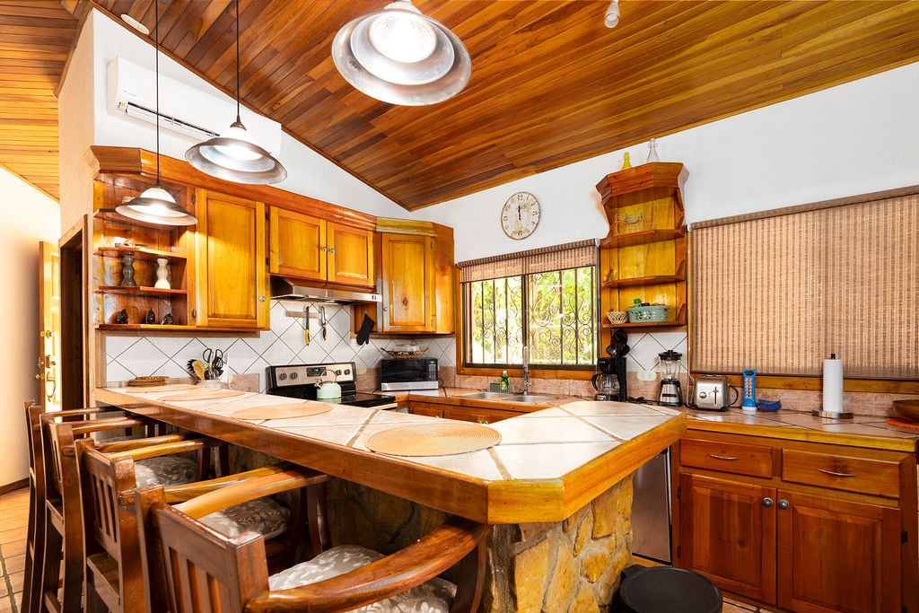 JUNGLE CREEK VILLAS AND CASA PURA VIDA – MANUEL ANTONIO