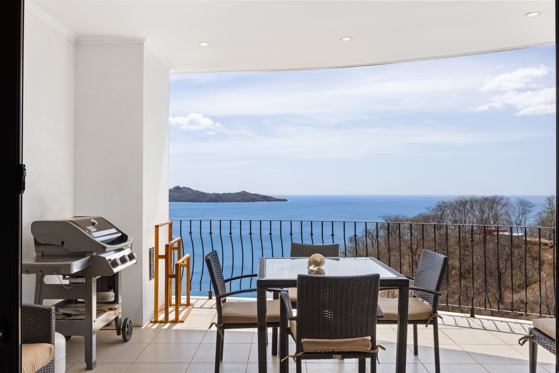 Flamingo Towers 30 | These views will absolutely take your breath away!