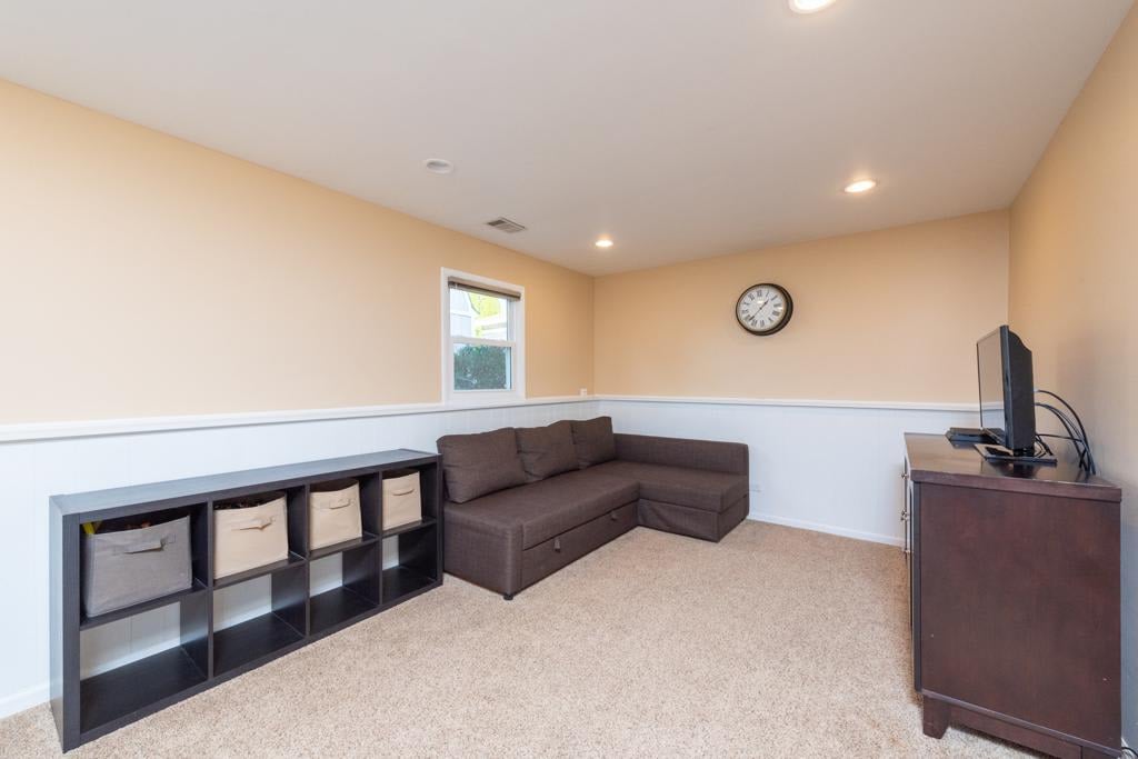 1502 Colwyn Dr