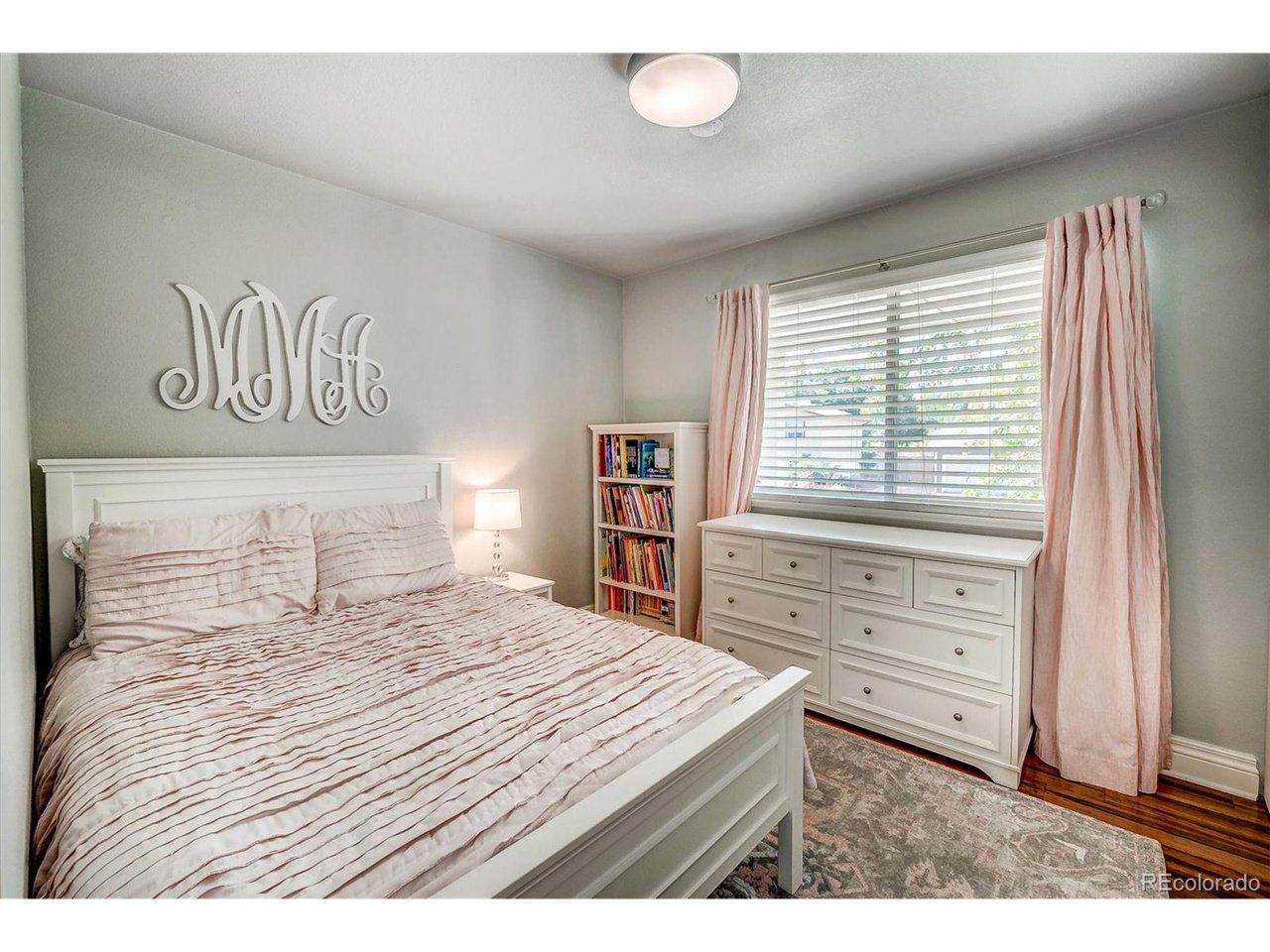 7132 S Washington St