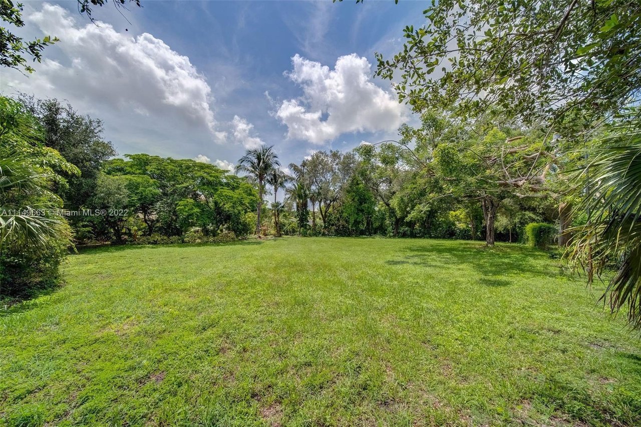 6400 SW 72nd Ct