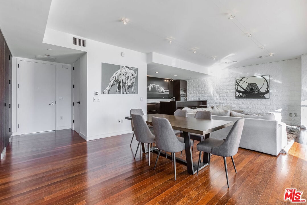 6250 Hollywood Blvd, #10L