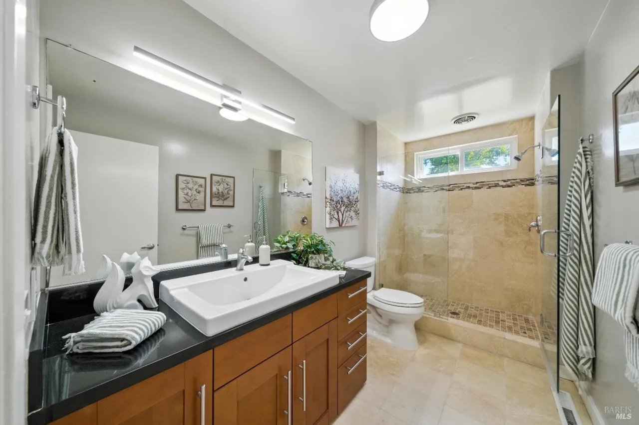 1925 Contra Costa Ave