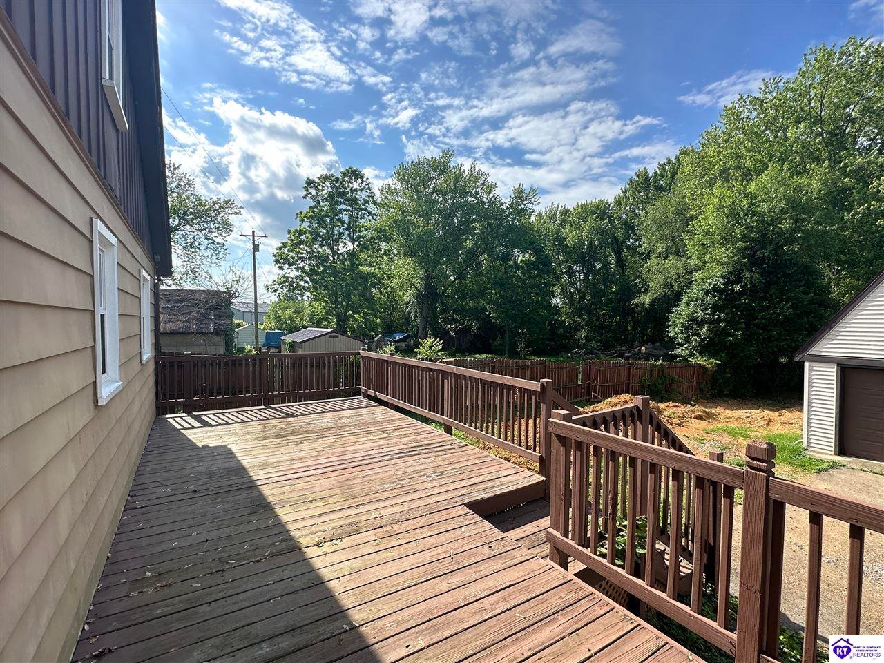 3330 E Elkhorn Rd