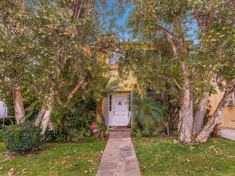 1526 S Beverly Dr