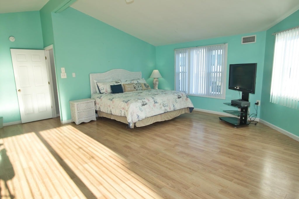 15 S 2nd Street Surf City