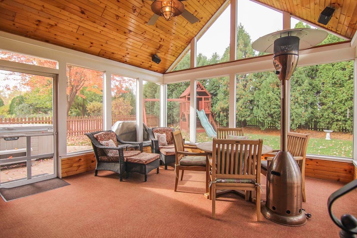 SOLD: Remarkable on Richardson