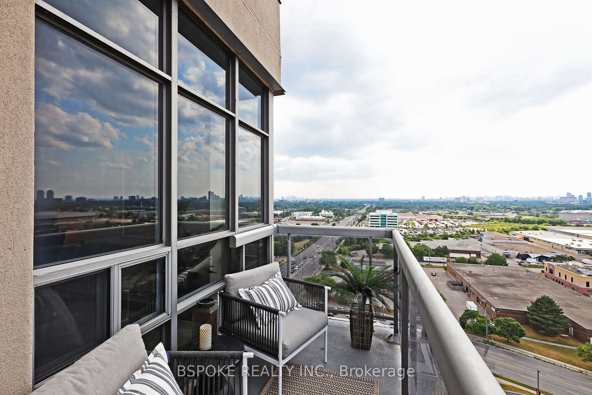 FAMILY PENTHOUSE