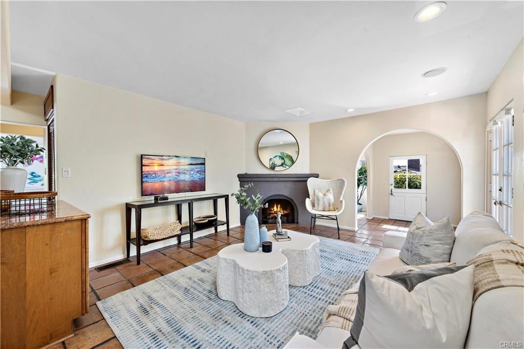 597 Anita Street