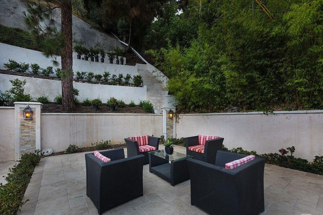 Villa Garden