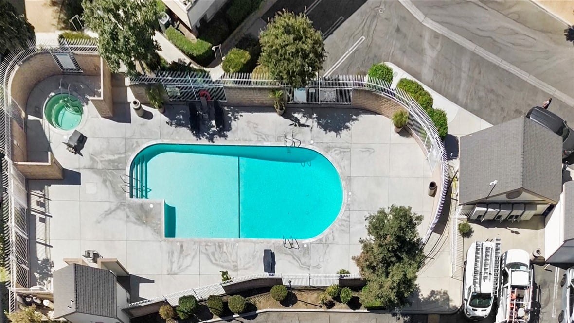 11150 Glenoaks Blvd #97