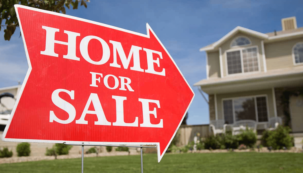 Should I make Repairs Before Selling My Home?