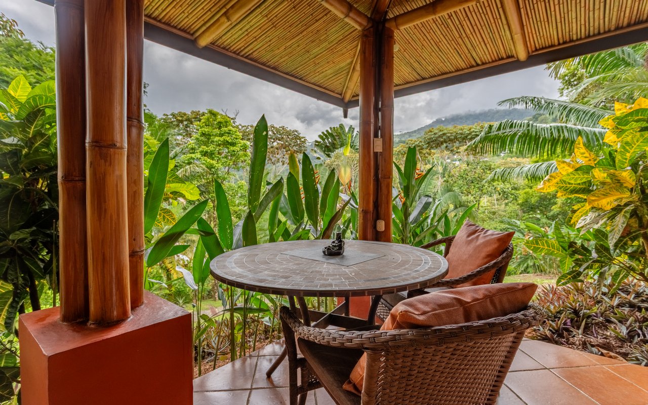 Tropical Getaway with Two Villas and Lush Gardens Near the Heart of Uvita