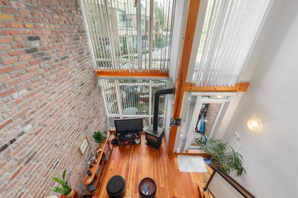 10 Renaissance Square, #104
