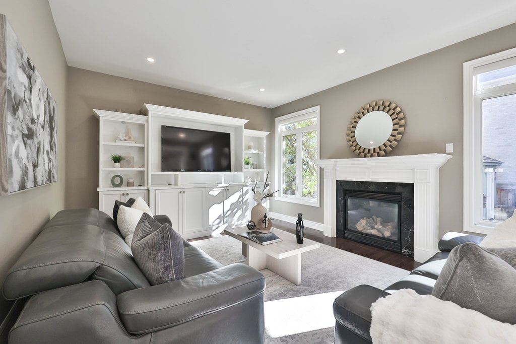 2151 Bingley Cres