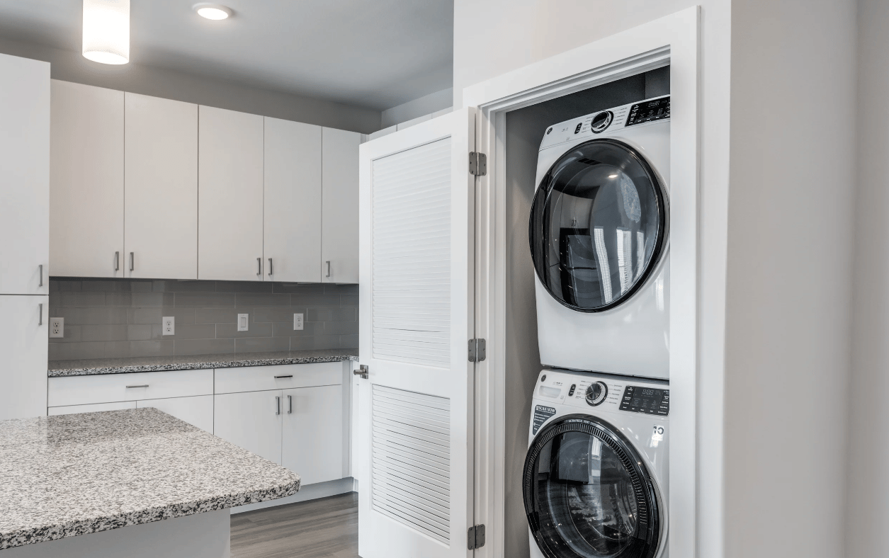 10 WEEKS FREE + $2,000 Off Rent Look and Lease + $99 to Apply*!