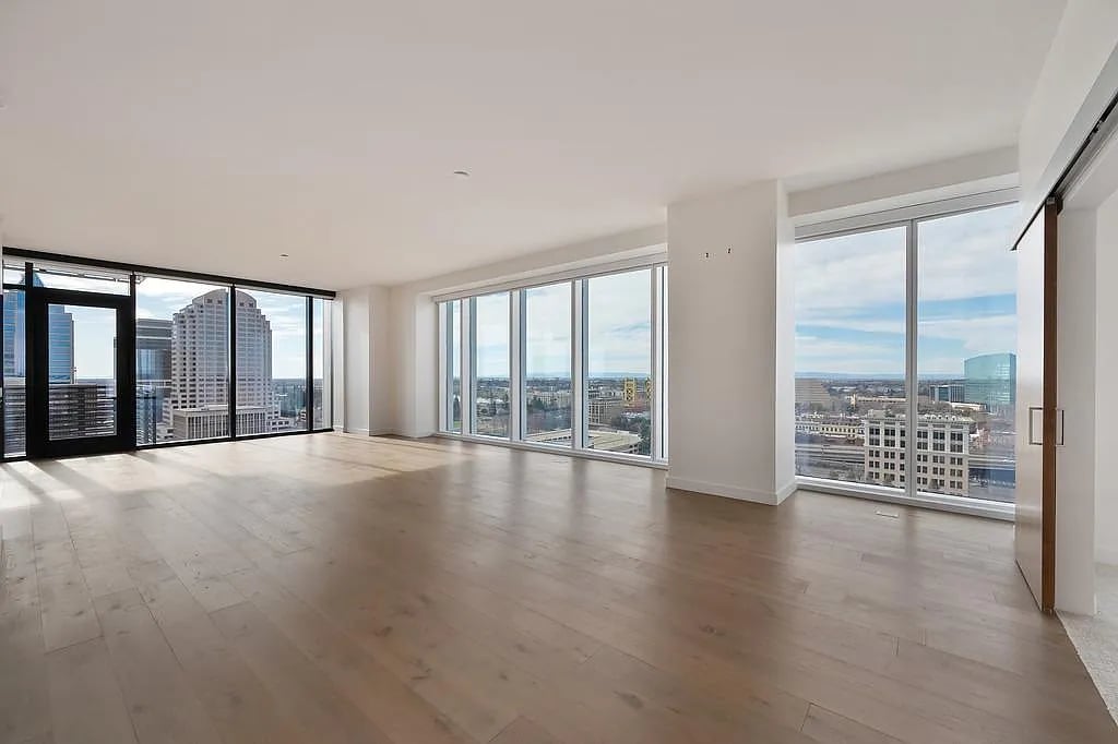 500 J St #1701