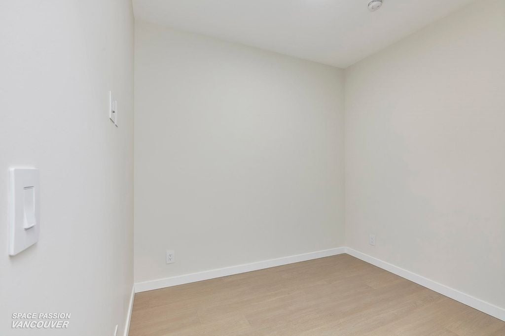 2186 Gilmore Ave, #2809