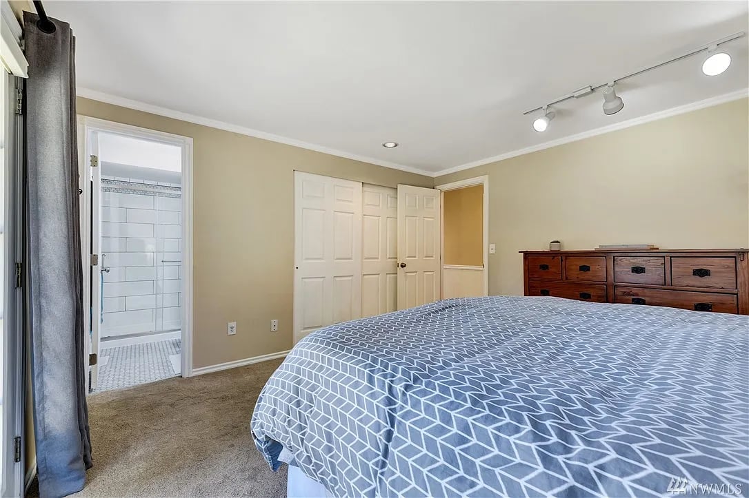4823 126th Pl SE