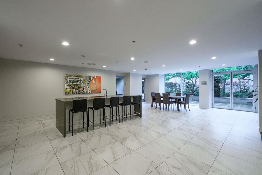 2788 Prince Edward St, #1003