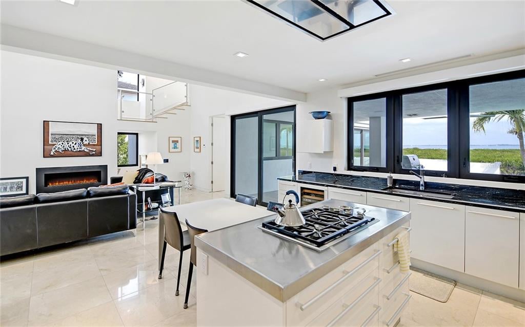 1580 Harbor Cay Lane